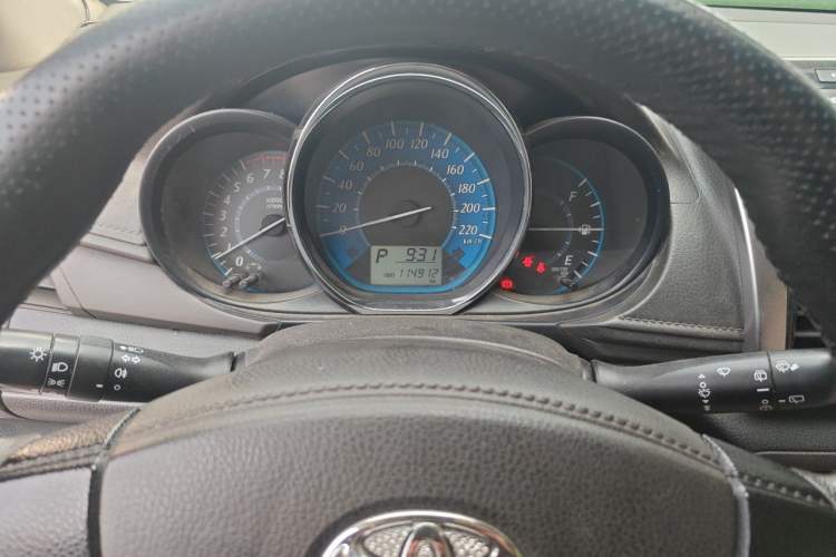 Used Toyota YARiS L Zhi Xuan 2015 1.5E Automatic Charm Edition Instrument Cluster