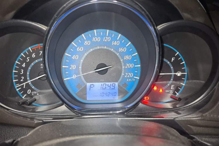 Used Toyota YARiS L Zhi Xuan 2015 1.5E Automatic Charm Edition Instrument Cluster