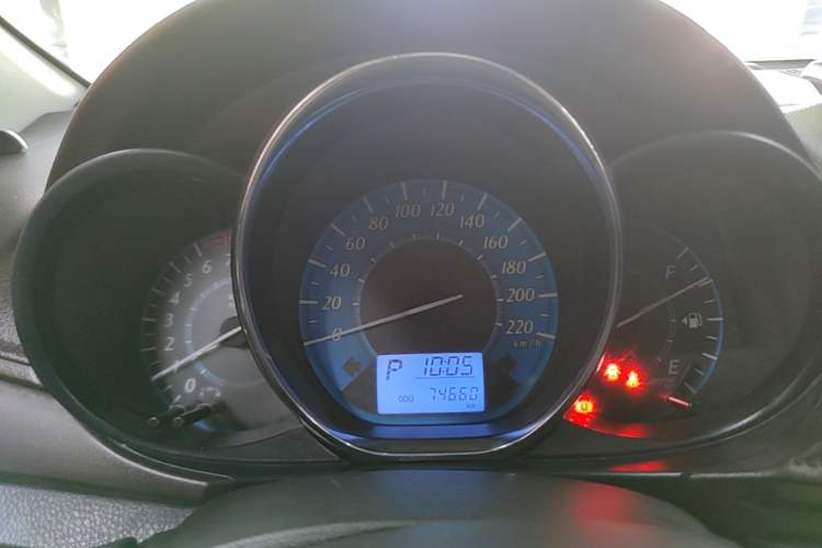 Used Toyota YARiS L Zhi Xuan 2015 1.5E Automatic Charm Edition Instrument Cluster