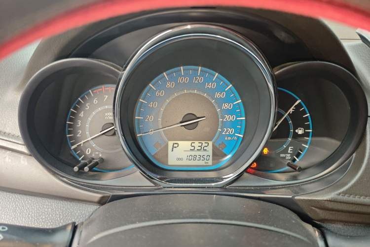 Used Toyota YARiS L Zhi Xuan 2015 1.5E Automatic Charm Edition Instrument Cluster