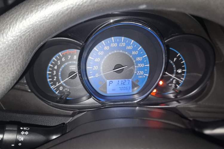 Used Toyota YARiS L Zhi Xuan 2015 1.5E Automatic Charm Edition Instrument Cluster