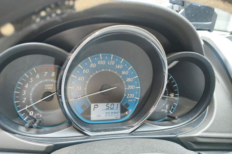 Used Toyota YARiS L Zhi Xuan 2015 1.5E Automatic Charm Edition Instrument Cluster