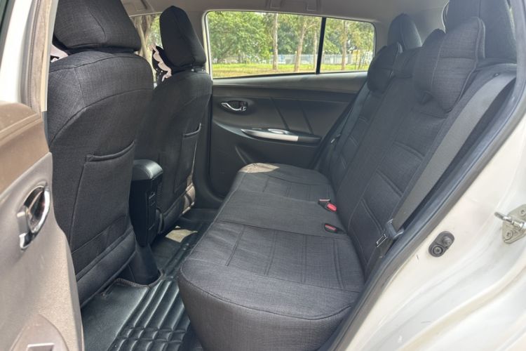 Used Toyota YARiS L Zhi Xuan 2015 1.5E Automatic Charm Edition Interior 1