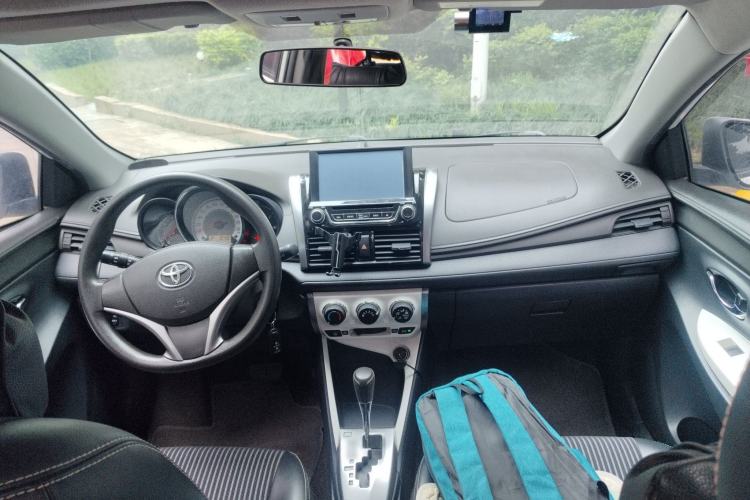 Used Toyota YARiS L Zhi Xuan 2015 1.5G Automatic Xuan Dong Sunroof Special Edition Interior 2