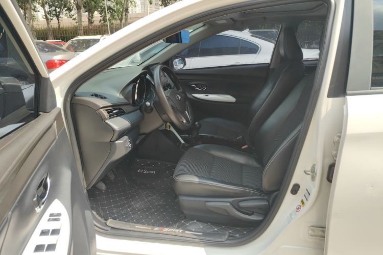 Used Toyota YARiS L Zhi Xuan 2015 1.5G Manual Xuan Dong Sunroof Special Edition Interior 3