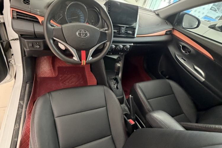 Used Toyota YARiS L Zhi Xuan 2015 1.5E Automatic Charm Edition Interior 4