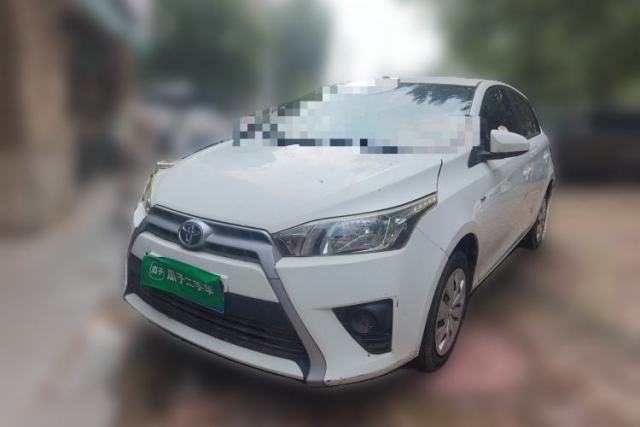 Ojetý Toyota YARiS L Zhi Xuan 2015 1.5E Automatic Charm Edition