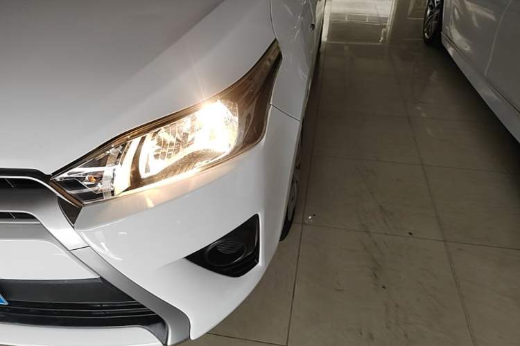 Used Toyota YARiS L Zhi Xuan 2015 1.5E Automatic Charm Edition Left Front Headlight