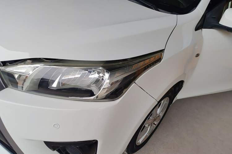 Used Toyota YARiS L Zhi Xuan 2015 1.5E Automatic Charm Edition Left Front Headlight