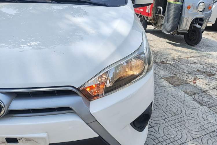 Used Toyota YARiS L Zhi Xuan 2015 1.5E Automatic Charm Edition Left Front Headlight