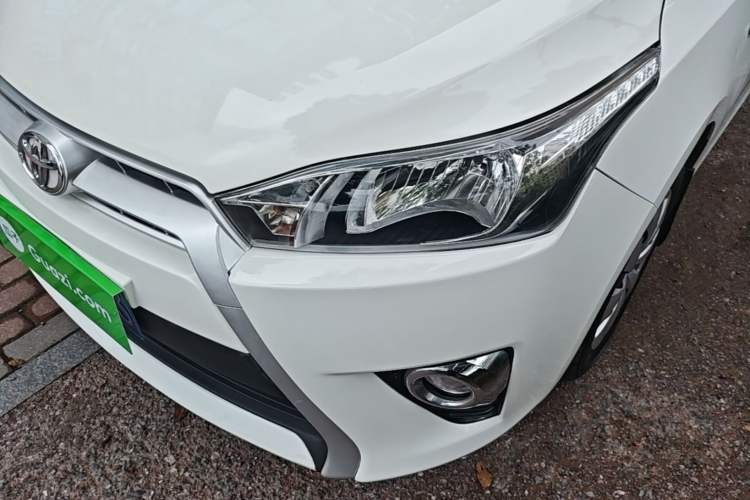 Used Toyota YARiS L Zhi Xuan 2015 1.5E Automatic Charm Edition Left Front Headlight