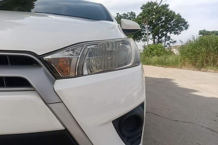 Used Toyota YARiS L Zhi Xuan 2015 1.5E Automatic Charm Edition Left Front Headlight