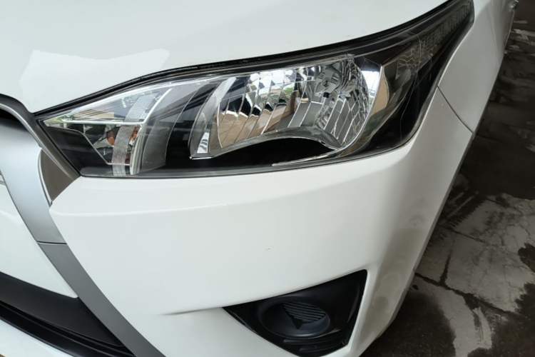 Used Toyota YARiS L Zhi Xuan 2015 1.5E Automatic Charm Edition Left Front Headlight