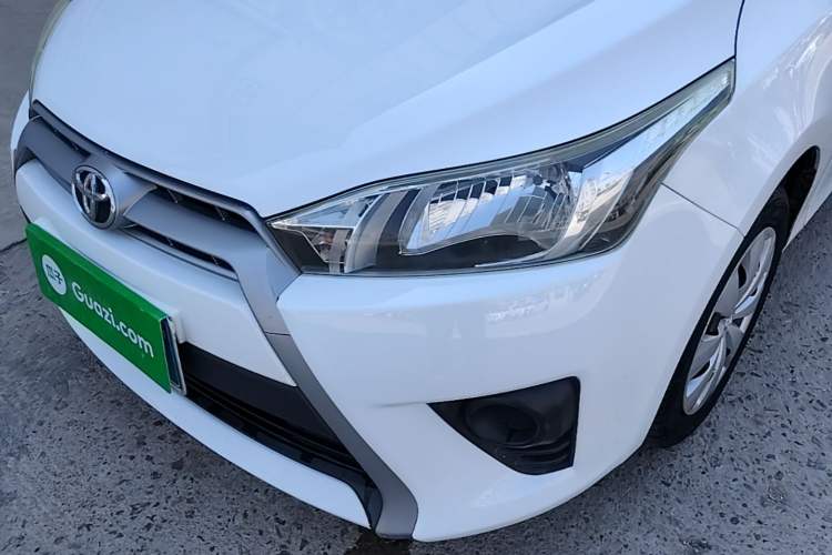 Used Toyota YARiS L Zhi Xuan 2015 1.5E Automatic Charm Edition Left Front Headlight