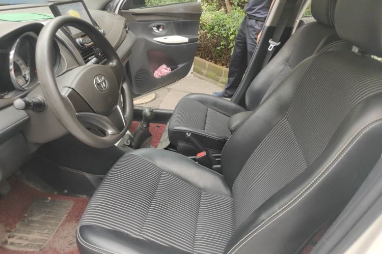 Used Toyota YARiS L Zhi Xuan 2015 1.5G Manual Xuan Dong Sunroof Special Edition Left Front Seat