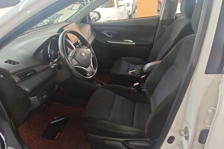 Used Toyota YARiS L Zhi Xuan 2015 1.5E Automatic Charm Edition Left Front Seat