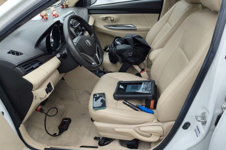 Used Toyota YARiS L Zhi Xuan 2015 1.5E Automatic Charm Edition Left Front Seat