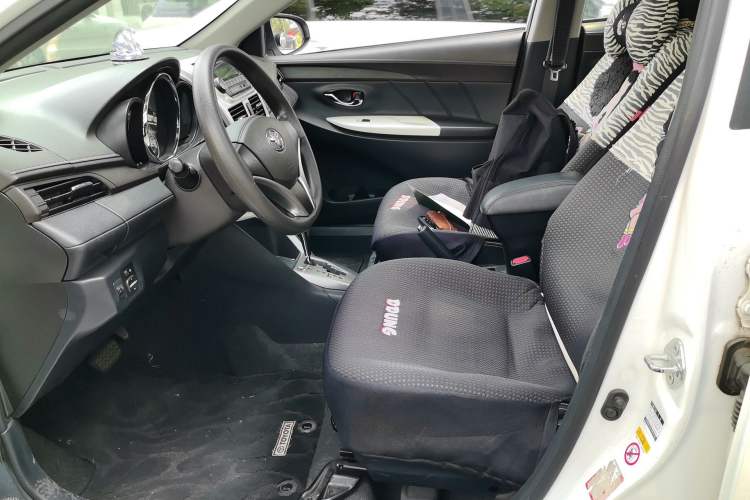 Used Toyota YARiS L Zhi Xuan 2015 1.5G Automatic Xuan Dong Sunroof Special Edition Left Front Seat