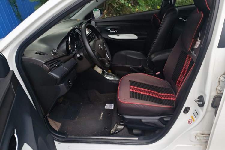Used Toyota YARiS L Zhi Xuan 2015 1.5G Automatic Xuan Dong Sunroof Special Edition Left Front Seat