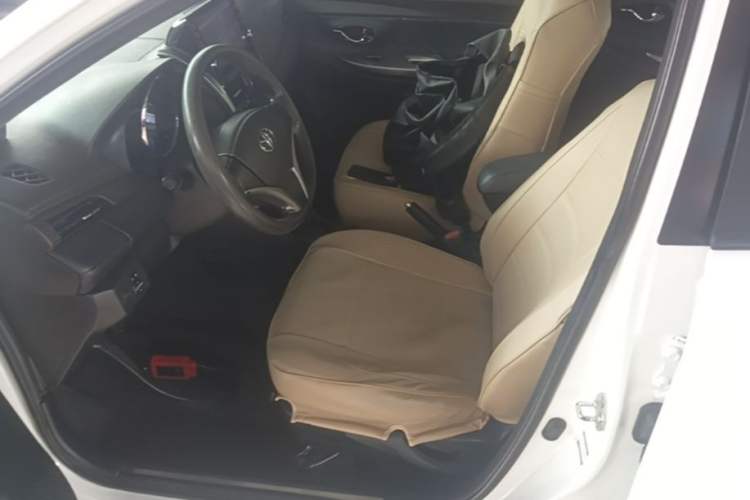Used Toyota YARiS L Zhi Xuan 2015 1.5E Automatic Charm Edition Left Front Seat