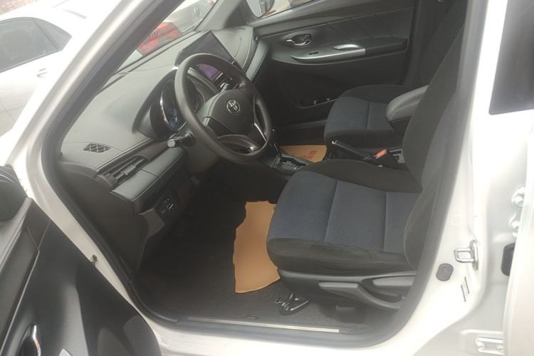 Used Toyota YARiS L Zhi Xuan 2015 1.5E Automatic Charm Edition Left Front Seat