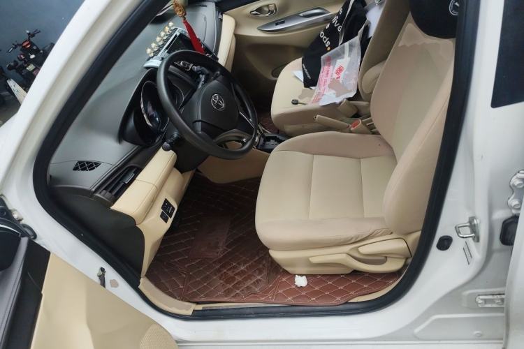 Used Toyota YARiS L Zhi Xuan 2015 1.5E Automatic Charm Edition Left Front Seat