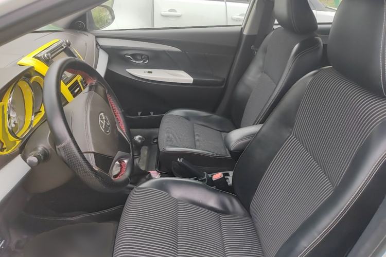 Used Toyota YARiS L Zhi Xuan 2015 1.5G Manual Xuan Dong Sunroof Special Edition Left Front Seat