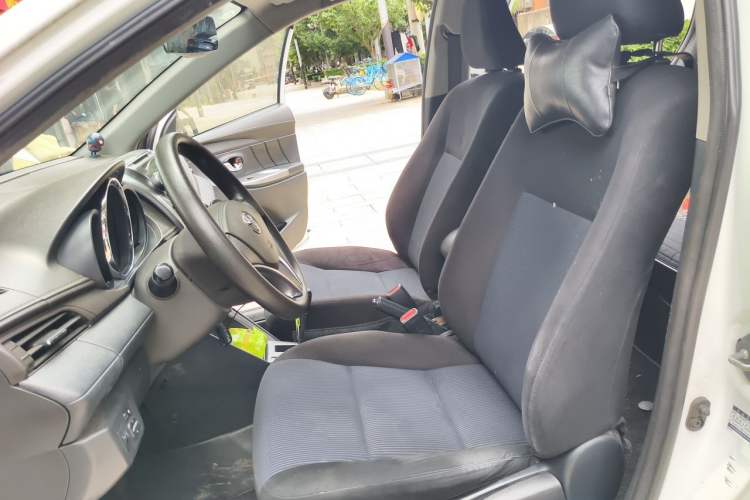 Used Toyota YARiS L Zhi Xuan 2015 1.5E Automatic Charm Edition Left Front Seat