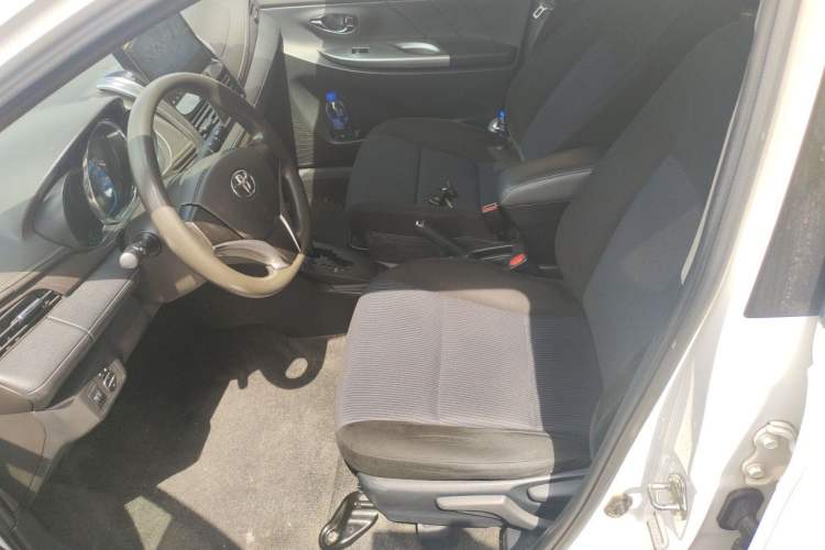 Used Toyota YARiS L Zhi Xuan 2015 1.5E Automatic Charm Edition Left Front Seat