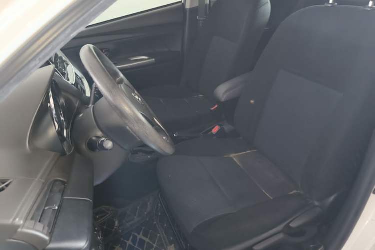 Used Toyota YARiS L Zhi Xuan 2015 1.5E Automatic Charm Edition Left Front Seat