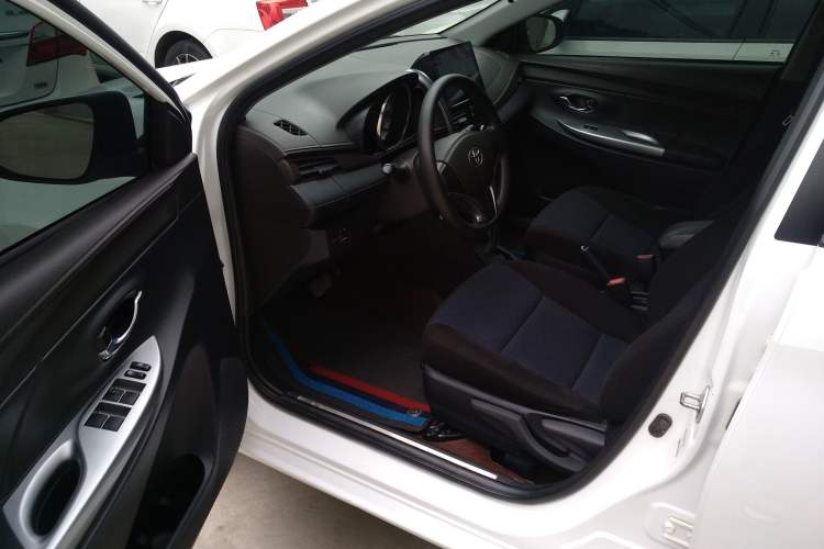 Used Toyota YARiS L Zhi Xuan 2015 1.5E Automatic Charm Edition Left Front Seat