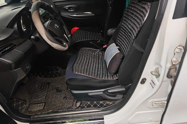 Used Toyota YARiS L Zhi Xuan 2015 1.5E Automatic Charm Edition Left Front Seat