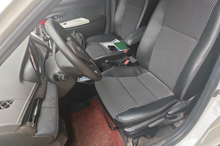 Used Toyota YARiS L Zhi Xuan 2015 1.5G Automatic Xuan Dong Sunroof Special Edition Left Front Seat