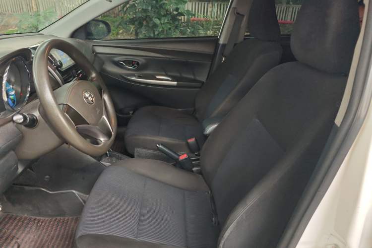 Used Toyota YARiS L Zhi Xuan 2015 1.5E Automatic Charm Edition Left Front Seat