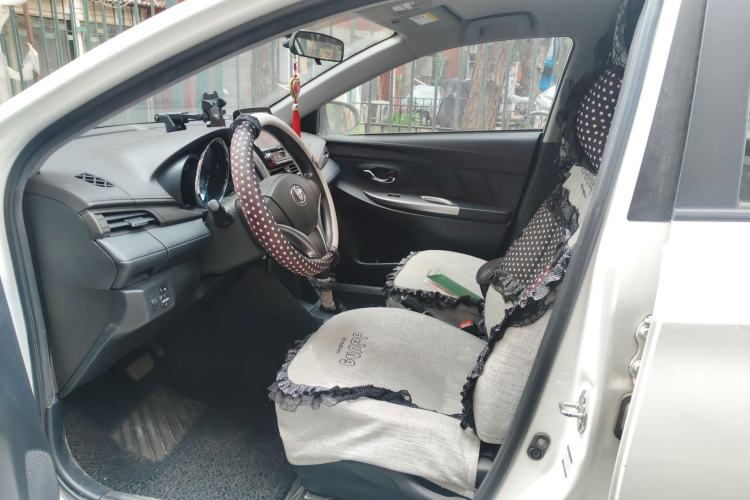 Used Toyota YARiS L Zhi Xuan 2015 1.5E Automatic Charm Edition Left Front Seat