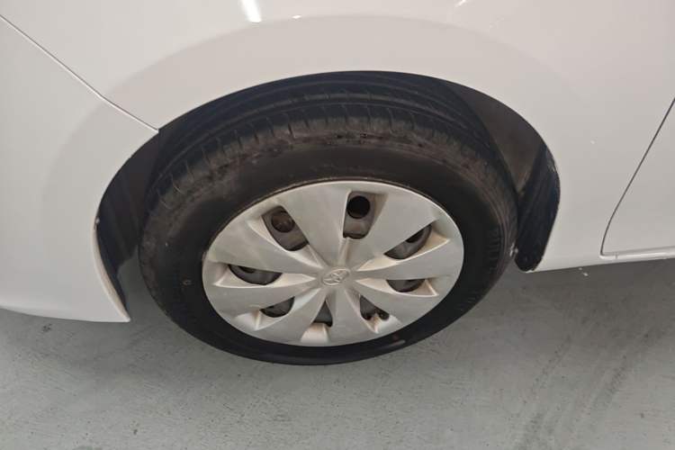 Used Toyota YARiS L Zhi Xuan 2015 1.5E Automatic Charm Edition Left Front Wheel Hub