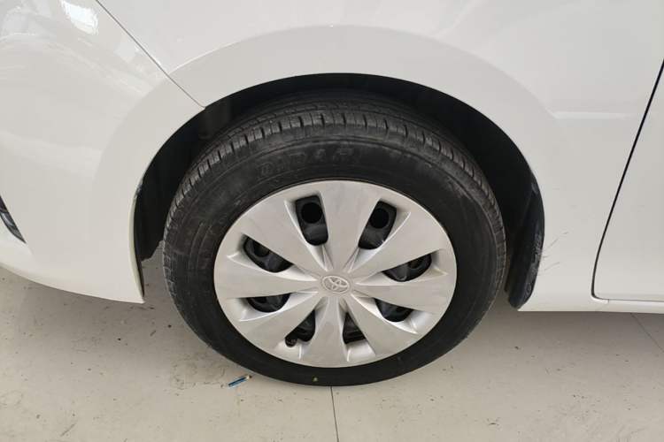 Used Toyota YARiS L Zhi Xuan 2015 1.5E Automatic Charm Edition Left Front Wheel Hub