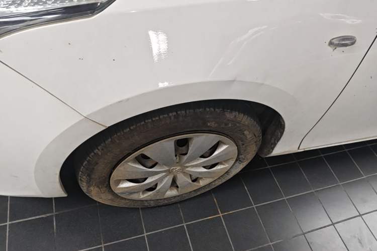 Used Toyota YARiS L Zhi Xuan 2015 1.5E Automatic Charm Edition Left Front Wheel Hub