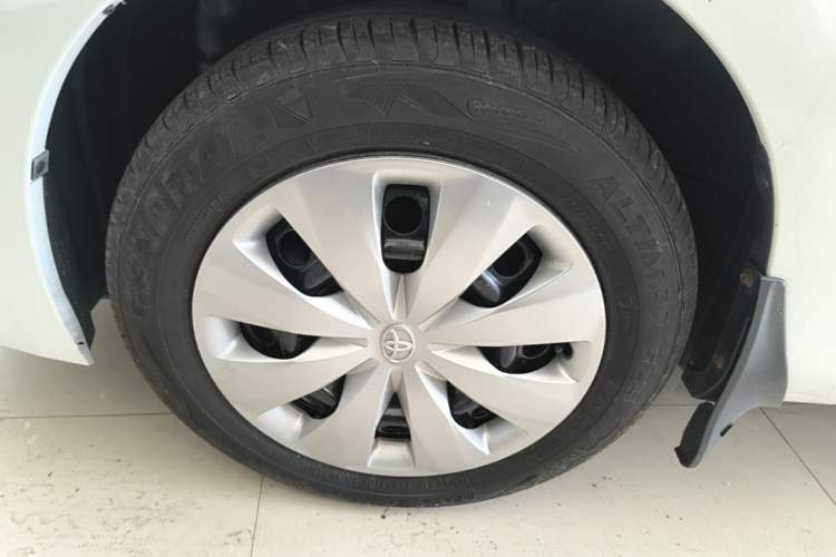 Used Toyota YARiS L Zhi Xuan 2015 1.5E Automatic Charm Edition Left Front Wheel Hub