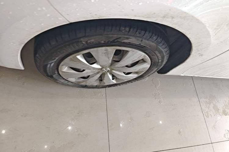 Used Toyota YARiS L Zhi Xuan 2015 1.5E Automatic Charm Edition Left Front Wheel Hub
