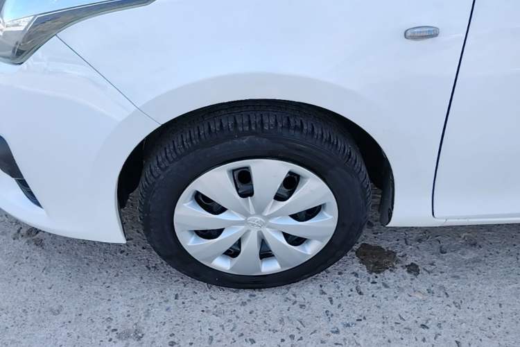 Used Toyota YARiS L Zhi Xuan 2015 1.5E Automatic Charm Edition Left Front Wheel Hub