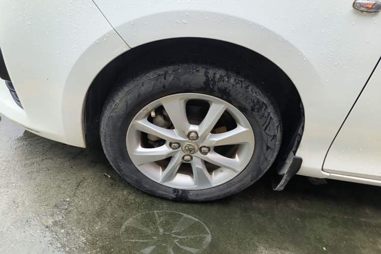 Used Toyota YARiS L Zhi Xuan 2015 1.5E Automatic Charm Edition Left Front Wheel Hub