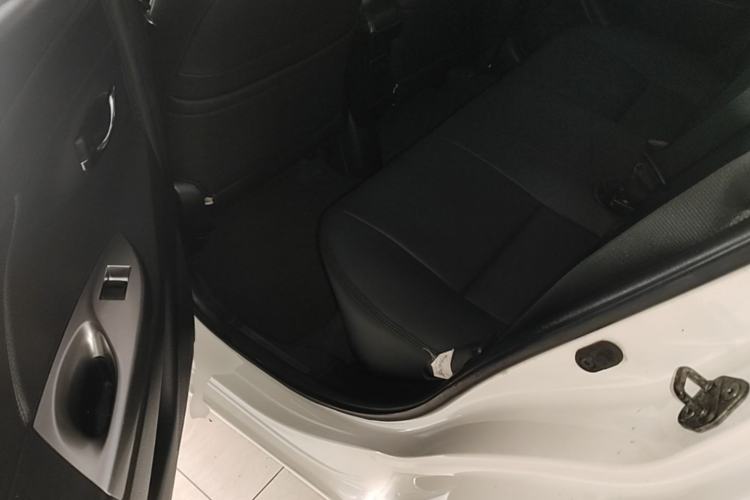 Used Toyota YARiS L Zhi Xuan 2015 1.5E Automatic Charm Edition Left Rear Seat