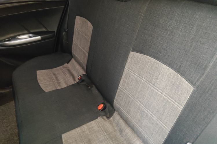 Used Toyota YARiS L Zhi Xuan 2015 1.5E Automatic Charm Edition Left Rear Seat
