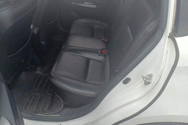 Used Toyota YARiS L Zhi Xuan 2015 1.5E Automatic Charm Edition Left Rear Seat