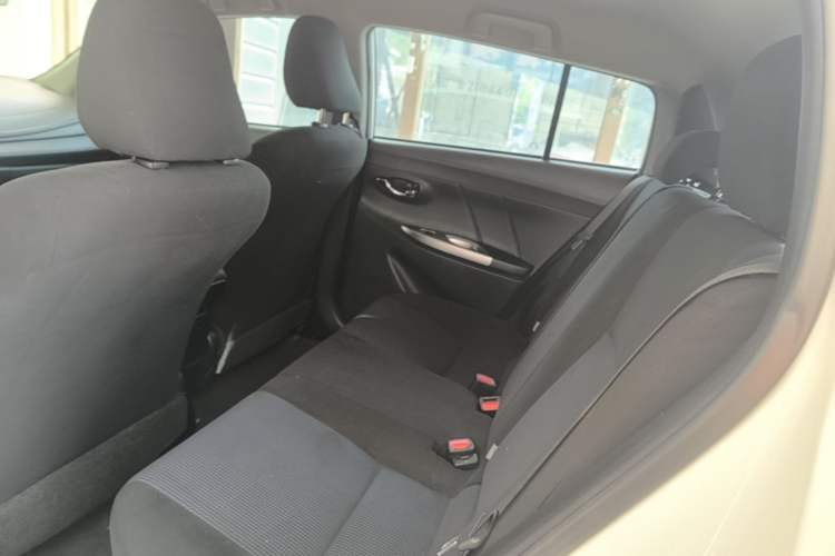 Used Toyota YARiS L Zhi Xuan 2015 1.5E Automatic Charm Edition Left Rear Seat