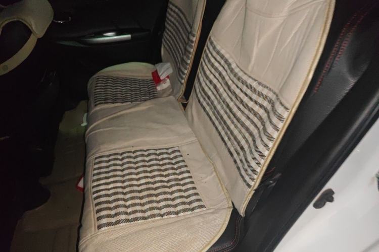 Used Toyota YARiS L Zhi Xuan 2015 1.5E Automatic Charm Edition Left Rear Seat