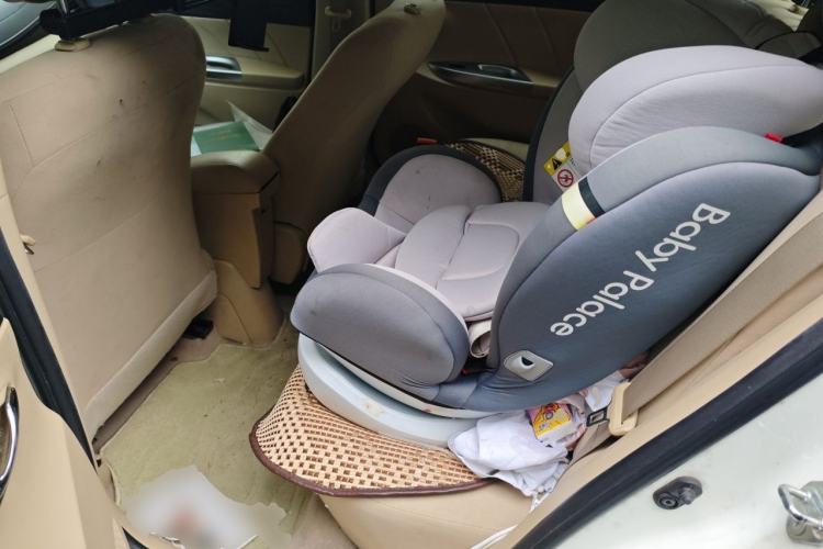 Used Toyota YARiS L Zhi Xuan 2015 1.5E Automatic Charm Edition Left Rear Seat