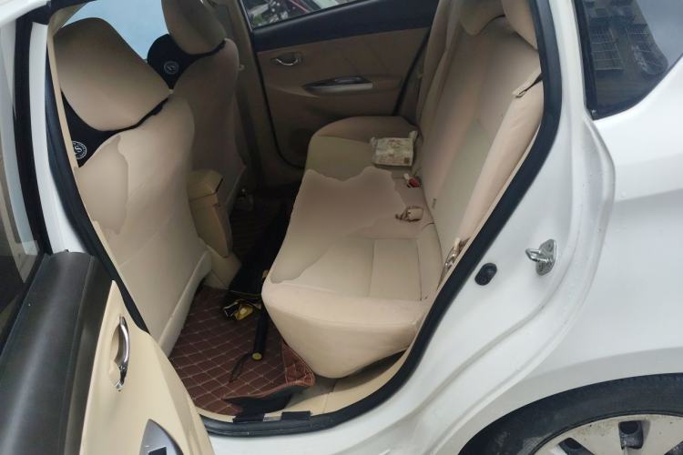 Used Toyota YARiS L Zhi Xuan 2015 1.5E Automatic Charm Edition Left Rear Seat