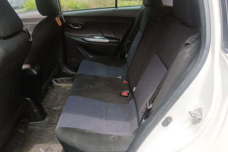Used Toyota YARiS L Zhi Xuan 2015 1.5E Automatic Charm Edition Left Rear Seat